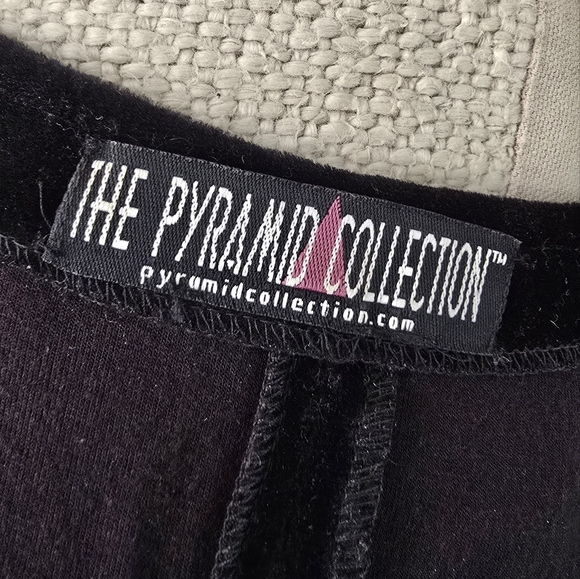 Vintage Pyramid Collection Goth Black Women's Top L/XL - Picture 6 of 6